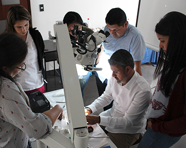 Charlas por el Dr. Raúl Aponte